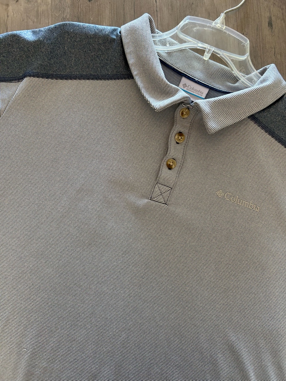 Columbia Polo Shirt Mens XL Gray Striped Colorblock Outdoor Performance Wear